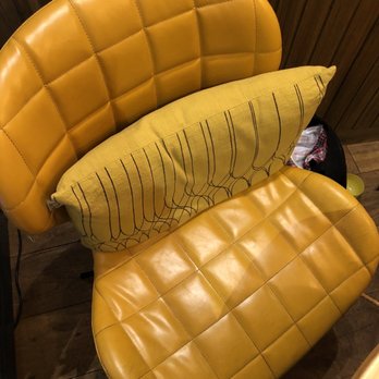 La Favorita - Comfy chairs! - Italian Near Me - Paris, 75 La Favorita - Comfy chairs! - Italian Near Me - Paris, 75