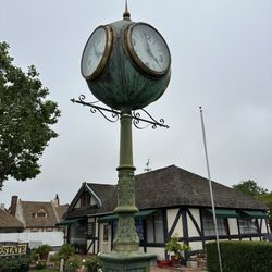 Solvang Clock