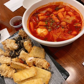 The Basac - This place is the best! Service is top-notch. And food is really good - Korean Near Me - Flushing, New York