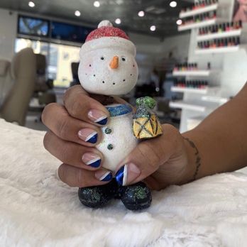 Marine Kristine Salon - Nail Salons Near Me - Glendale, California