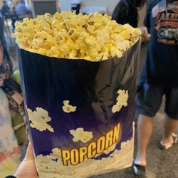 Cinépolis Luxury Cinemas - Butter popcorn