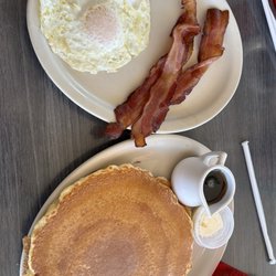 Hoosier Cafe - Buttermilk Pancakes & Egg