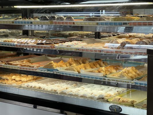 La Familia Bakery 2 by null