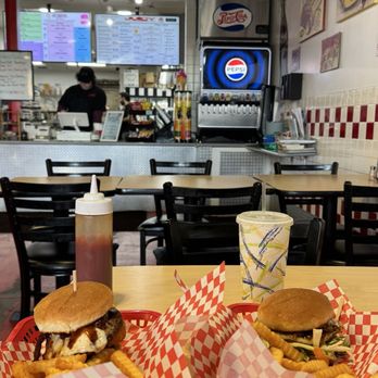Juicy Burger - Burgers Near Me - Bakersfield, California