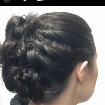 Kem's Looking Glass Salon - Hair by Kem - Hair Salons Near Me - Durham, North Carolina