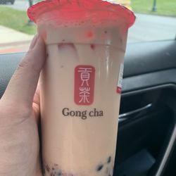 Gong Cha - Strawberry milk tea
