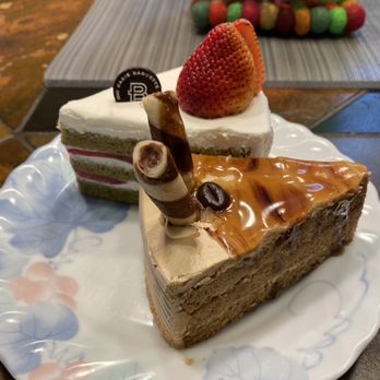 Paris Baguette - Mocha cake and matcha strawberry cake - Bakeries Near Me - Beaverton, Oregon Paris Baguette - Mocha cake and matcha strawberry cake - Bakeries Near Me - Beaverton, Oregon
