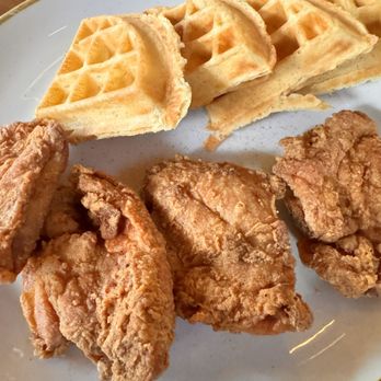 Makers Union - Chicken & waffles - American Near Me - Arlington, Virginia