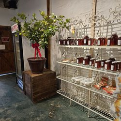 Paquette Farm & Deli