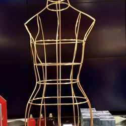 Victoria's Secret & PINK - October 15, 2026 | Inside |
