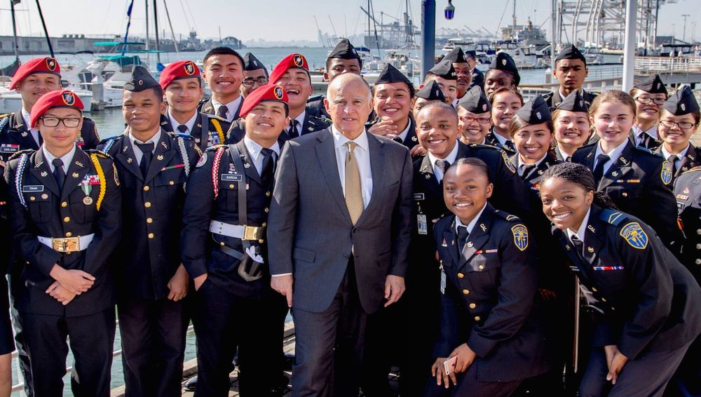 Oakland Military Institute College Preparatory Academy - reading tutor in Oakland, CA