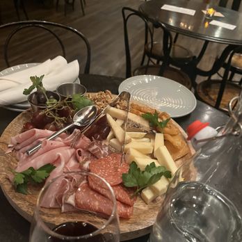 Urban Press Winery & Restaurant - Starter Board. - Wine Bars Near Me - Burbank, California Urban Press Winery & Restaurant - Starter Board. - Wine Bars Near Me - Burbank, California
