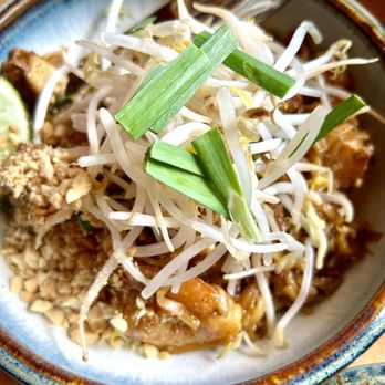 Barn Nork Aharn Thai - Pad Thai with shrimp - Thai Near Me - Whistler, British Columbia