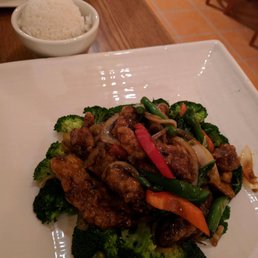 Thai Kitchen - Duck Basil - curry, food - Thai Near Me - Centreville, Virginia