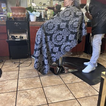 Oasis Beauty & Barber - Hair Salons Near Me - Gardena, California Oasis Beauty & Barber - Hair Salons Near Me - Gardena, California