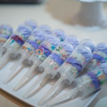The Cake Countess - Funfetti Cake Pops! - Desserts Near Me