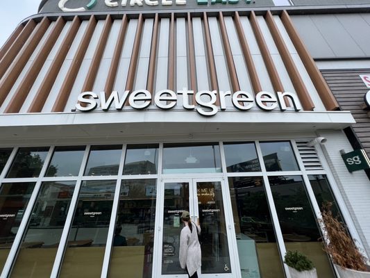 sweetgreen by null