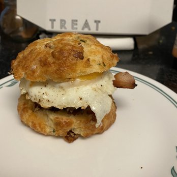 Treat - Desserts Near Me - Vancouver, Washington
