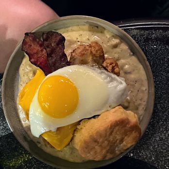 Yardbird - Biscuits and gravy - Southern Near Me - Las Vegas, Nevada
