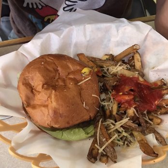 The Burger Dive - Juicy Lucy and garlic fries! - Burgers Near Me - Billings, Montana