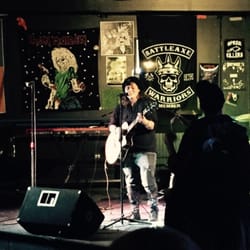 DV8 Tavern - Stage