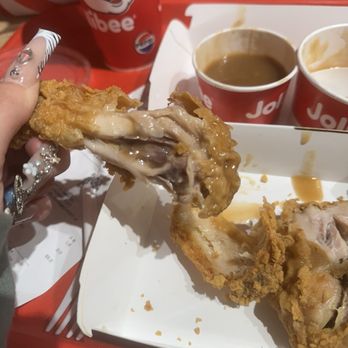 Jollibee - Filipino Near Me - New York, New York