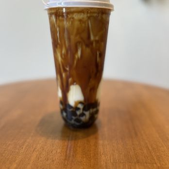 Eightfold Tea Shoppe - Another shot of the dirty brown sugar latte, looked beautiful - Bubble Tea Near Me - Costa Mesa, California
