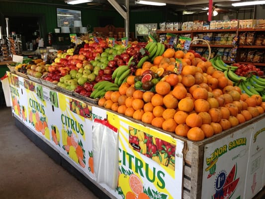 Wayside Fruit & Vegetable by null