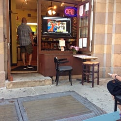 Jake's Diggity Dogs - The front of Jake's.