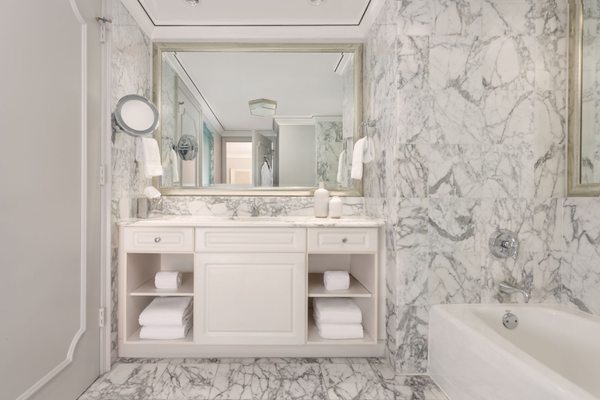 The Ritz-Carlton Coconut Grove, Miami by null