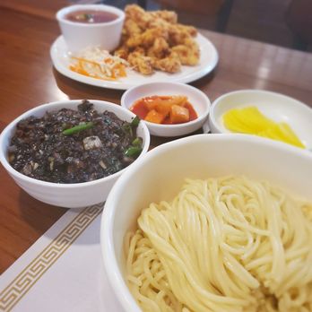 Il Poom Hyang - Gan jja jang...too salty and they do not know how to make GAN JJA JANG!!! - Korean Near Me - Fairfax, Virginia Il Poom Hyang - Gan jja jang...too salty and they do not know how to make GAN JJA JANG!!! - Korean Near Me - Fairfax, Virginia