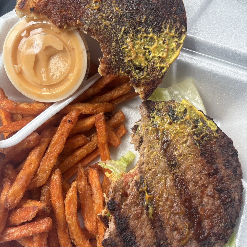 Kitchen Pass Restaurant & Bar - Cheeseburger and sweet potato fries - Salad Near Me - Parsons, Kansas Kitchen Pass Restaurant & Bar - Cheeseburger and sweet potato fries - Salad Near Me - Parsons, Kansas