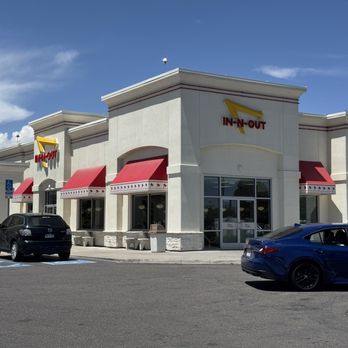 In-N-Out Burger - Fast Food Near Me - Aurora, Colorado In-N-Out Burger - Fast Food Near Me - Aurora, Colorado