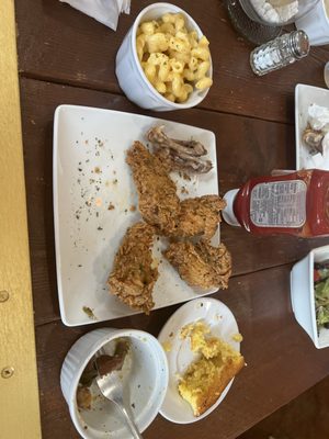 Suzie's Soulhouse Soulfood and Catering by null