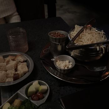 La Fondue - Breaking Bleu - French Near Me - Saratoga, California La Fondue - Breaking Bleu - French Near Me - Saratoga, California