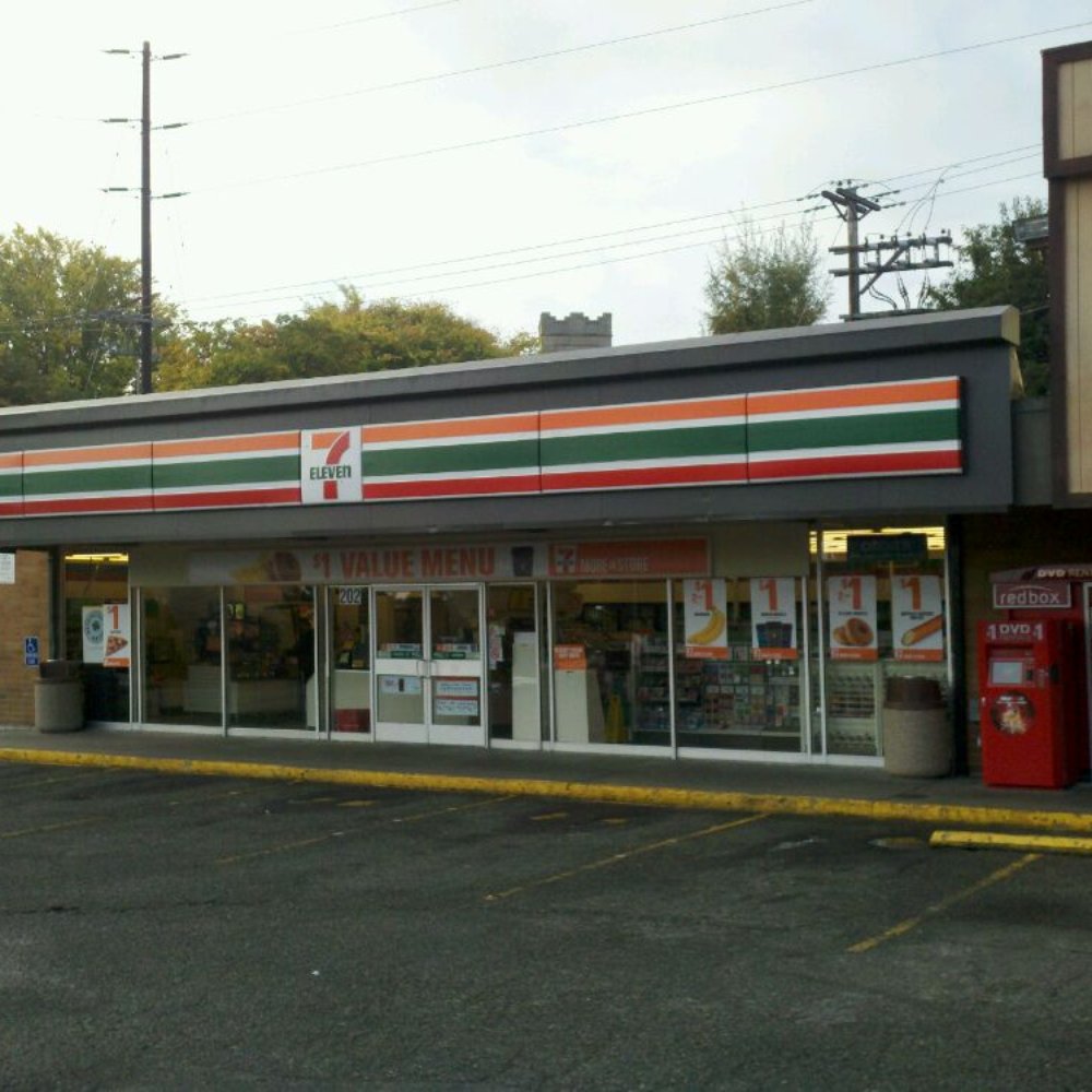 7-Eleven - the outside of a convenience store - Convenience Stores Near Me - Tacoma, Washington