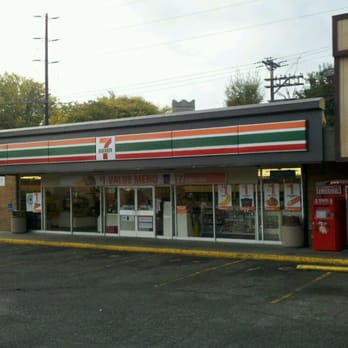 7-Eleven - the outside of a convenience store - Convenience Stores Near Me - Tacoma, Washington 7-Eleven - the outside of a convenience store - Convenience Stores Near Me - Tacoma, Washington
