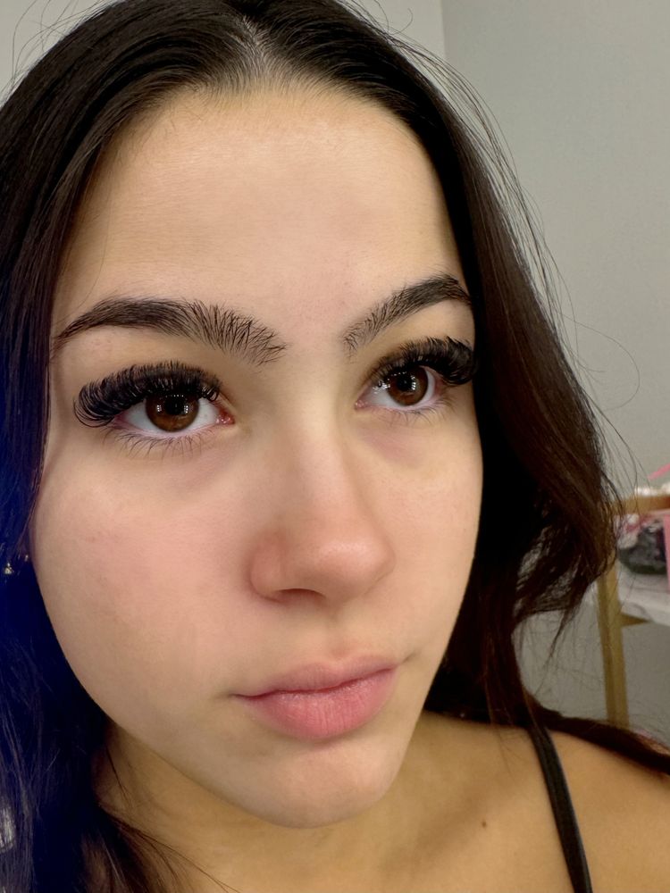 Lashes By Els Esthetics Logo