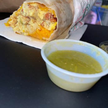 Oscar's Very Mexican Food - Bacon Breakfast Burrito ; Green Salsa - Mexican Near Me - Sacramento, California Oscar's Very Mexican Food - Bacon Breakfast Burrito ; Green Salsa - Mexican Near Me - Sacramento, California