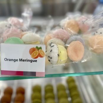 Le Macaron French Pastries - Meringue Flavors - Coffee & Tea Near Me - Tustin, California