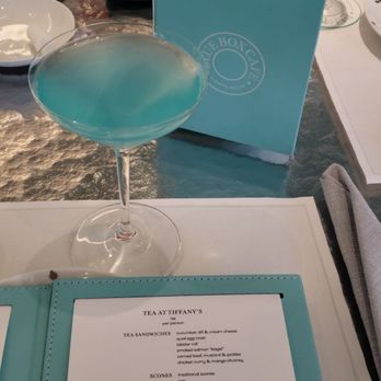 Tiffany's Blue Box Cafe - blue cosmo - Tea Rooms Near Me - New York, New York