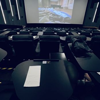 Flix Brewhouse - Cinema Near Me - San Antonio, Texas