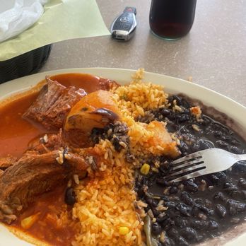 Fiesta Mexicana - Mexican Near Me - Los Angeles, California