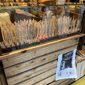 Le Comptoir de Mathilde - Chocolatiers & Shops Near Me - Brussels, BRU Le Comptoir de Mathilde - Chocolatiers & Shops Near Me - Brussels, BRU