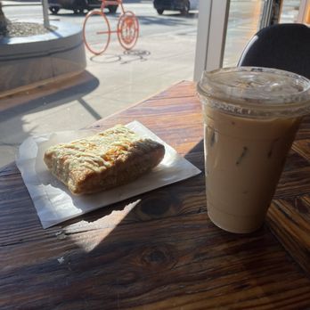 Ernest Coffee - Matcha pop tart - Coffee & Tea Near Me - Palm Springs, California Ernest Coffee - Matcha pop tart - Coffee & Tea Near Me - Palm Springs, California