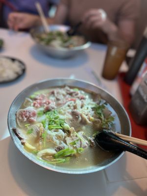 Phởholic by null