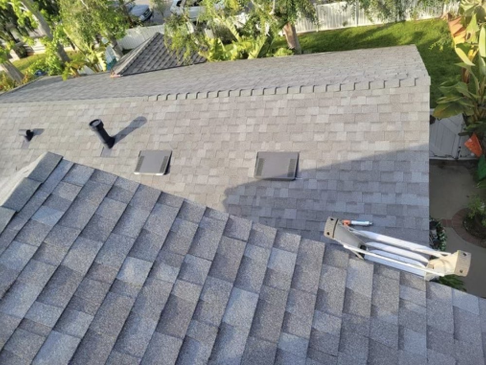 Slide of Hercules Roofing