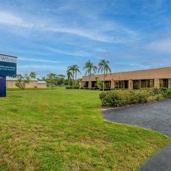 Crews Bank & Trust Drive-Thru - Banks & Credit Unions Near Me - Englewood, Florida Crews Bank & Trust Drive-Thru - Banks & Credit Unions Near Me - Englewood, Florida