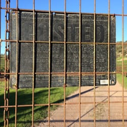 Chumash Park - No trespassing...end of Park's short but sweet hiking trail.