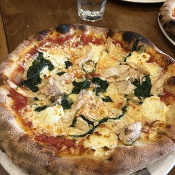 Grazie Ristorante - Chicken and spinach pizza - Italian Near Me - Vaughan, Ontario Grazie Ristorante - Chicken and spinach pizza - Italian Near Me - Vaughan, Ontario